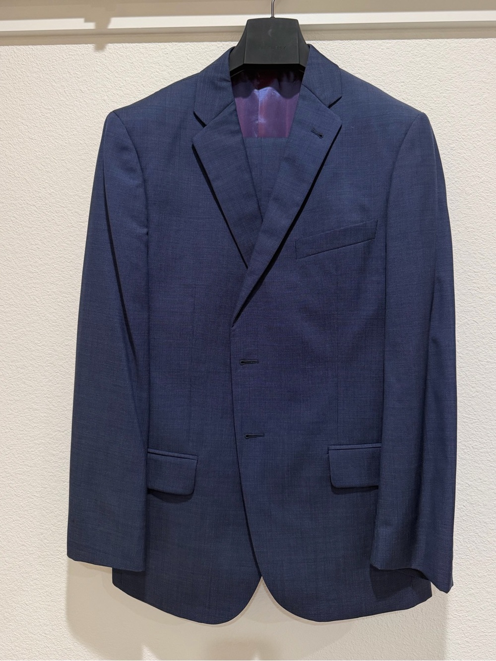 Joseph Abboud Navy Blue Suit (44R / 34R)